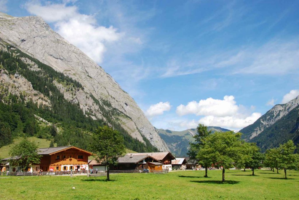 Die Engalm - Station zum Übernachten auf der Karwendeltour